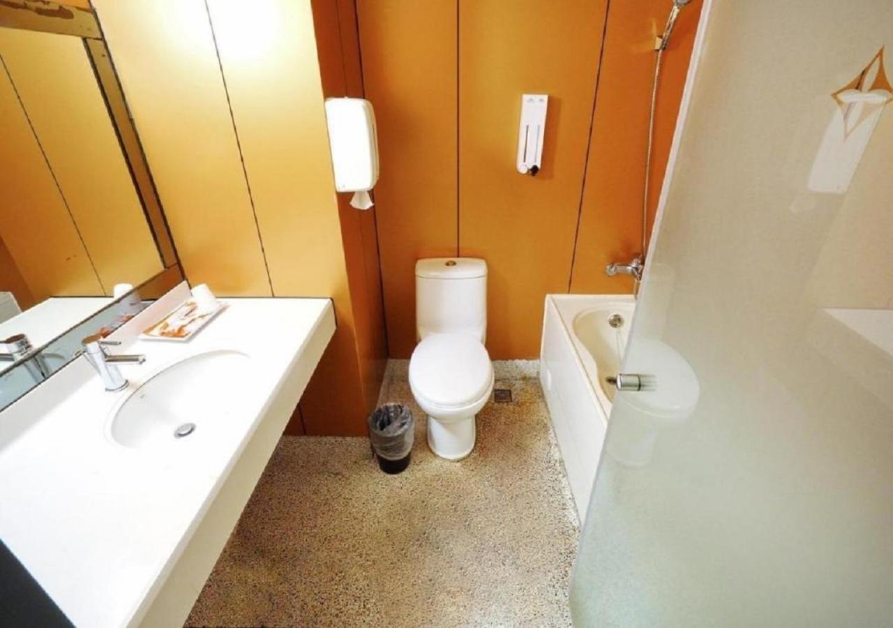 Walker Hotel - Sanchong تايبيه المظهر الخارجي الصورة