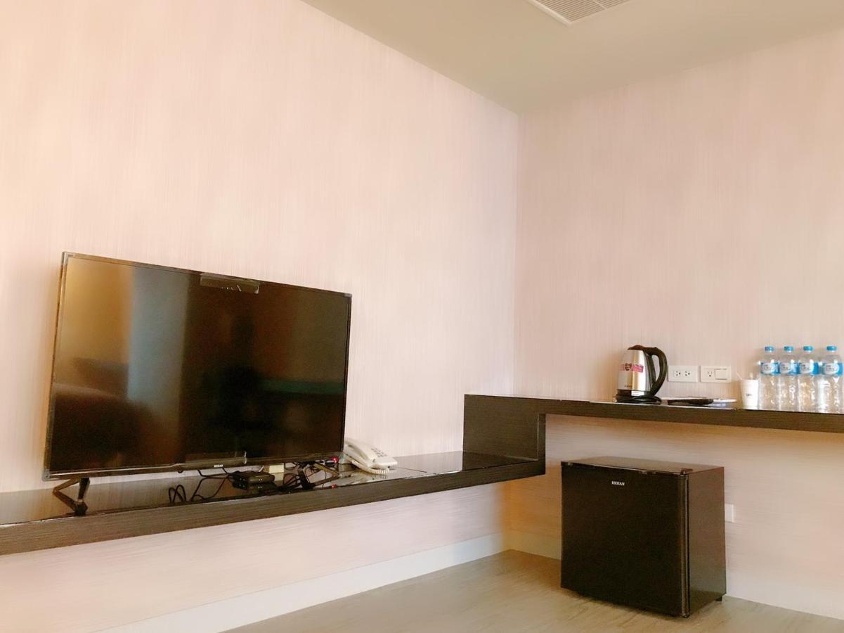 Walker Hotel - Sanchong تايبيه المظهر الخارجي الصورة